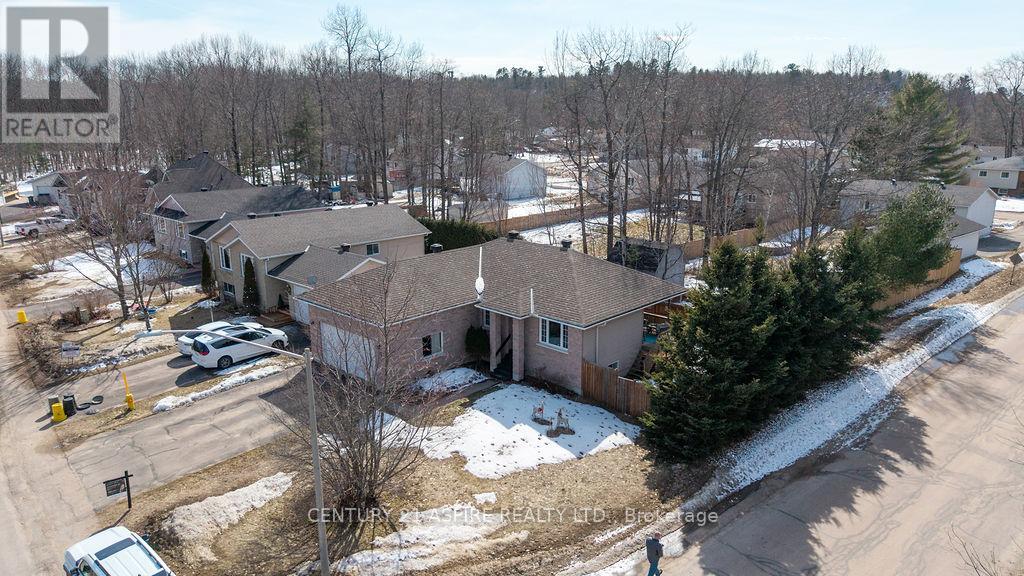 32 Bayshore Drive, Petawawa, Ontario  K8H 3R7 - Photo 40 - X12978944