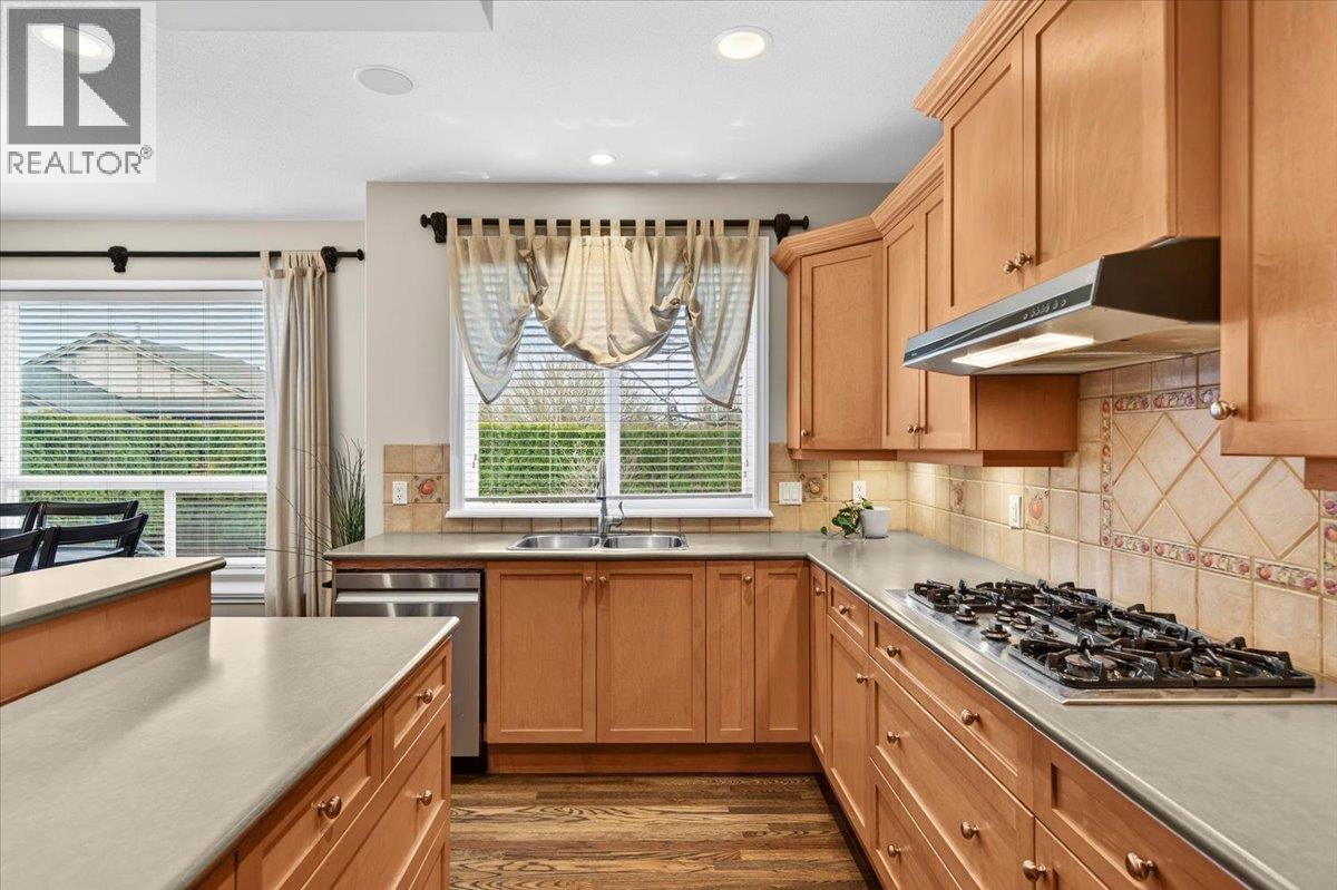 24033 106th Avenue, Maple Ridge, British Columbia  V2W 2B1 - Photo 10 - R3105294