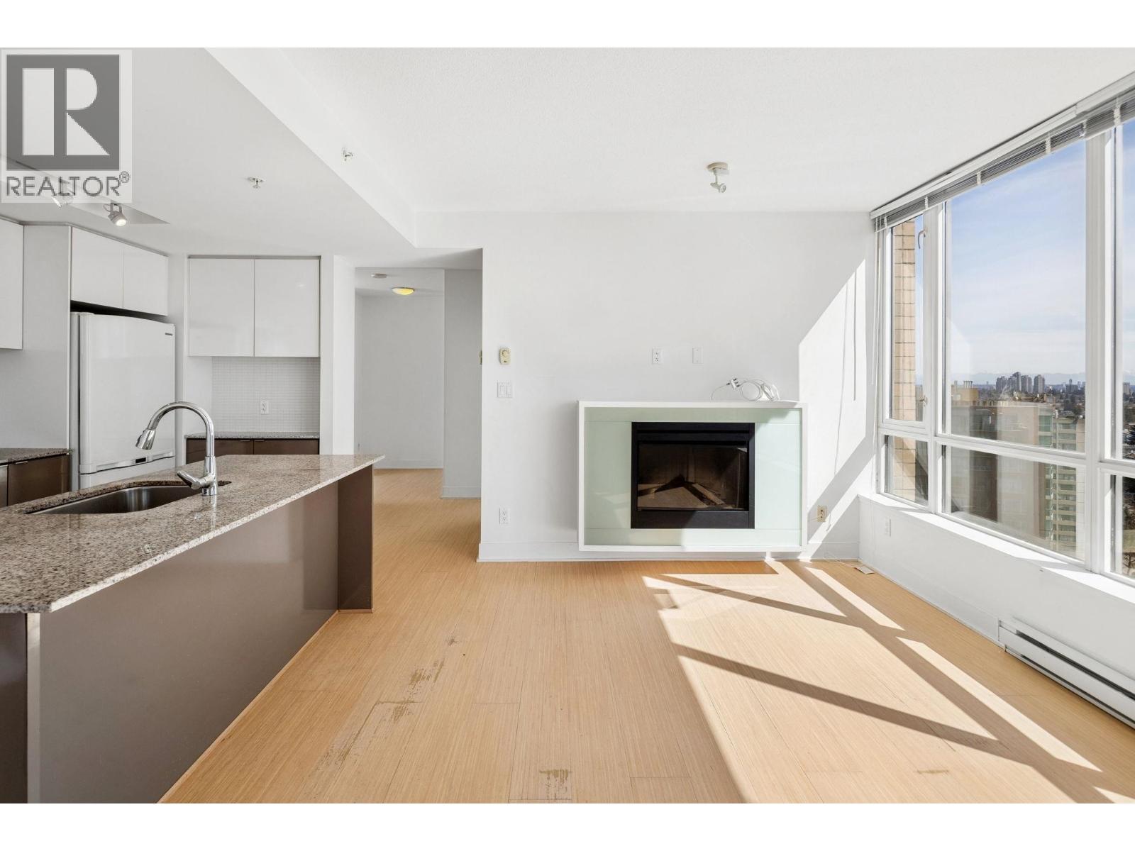 2208 4808 Hazel Street, Burnaby, British Columbia  V5H 0A2 - Photo 8 - R3108120