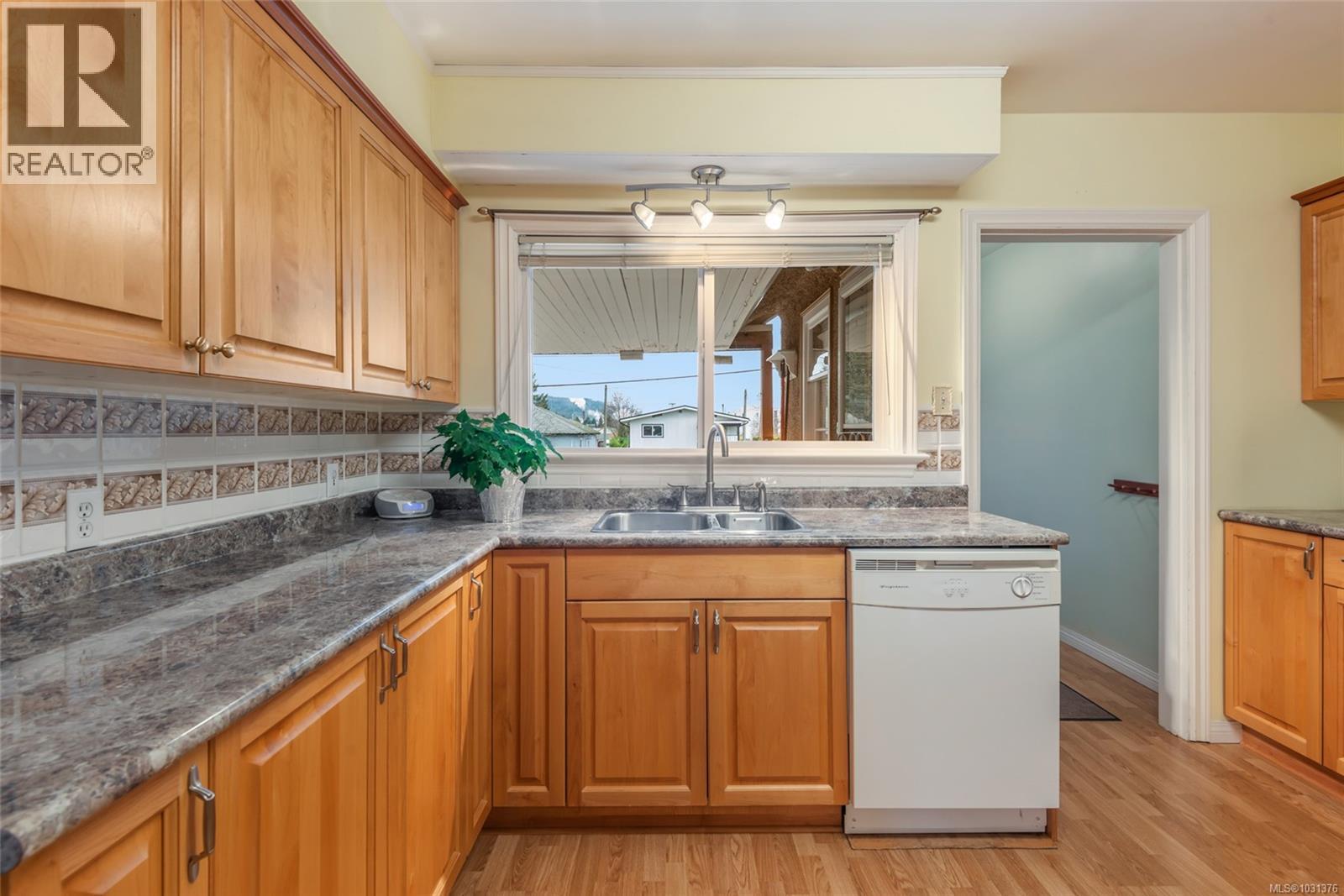 3964 11th Ave, Port Alberni, British Columbia  V9Y 4Z3 - Photo 5 - 1031376