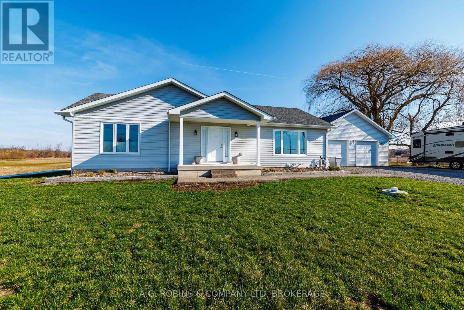 11716 Lakeshore Road, Wainfleet, Ontario  L0S 1V0 - Photo 1 - X12792076