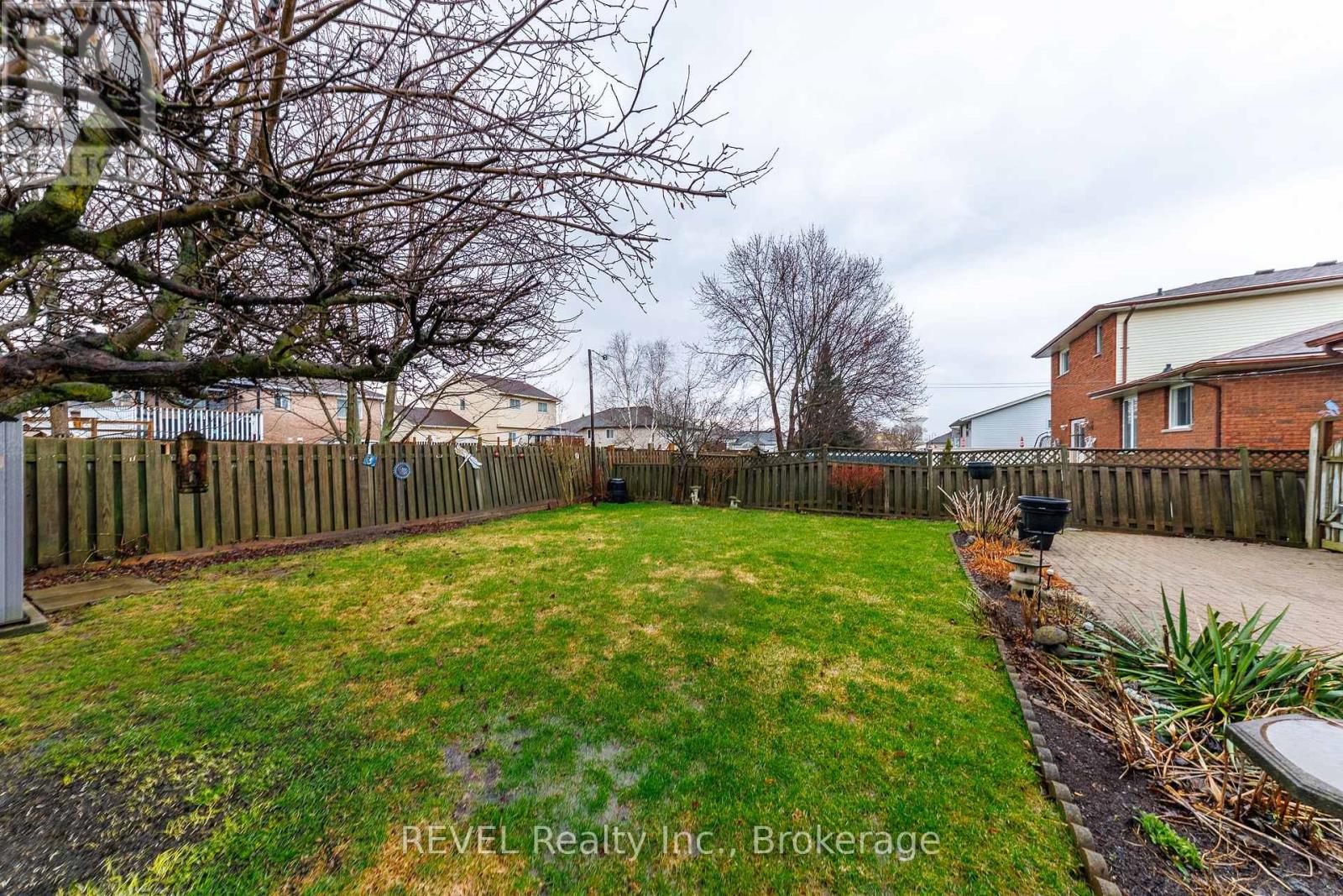 323 Barrick Road, Port Colborne, Ontario  L3K 4B6 - Photo 31 - X12942542