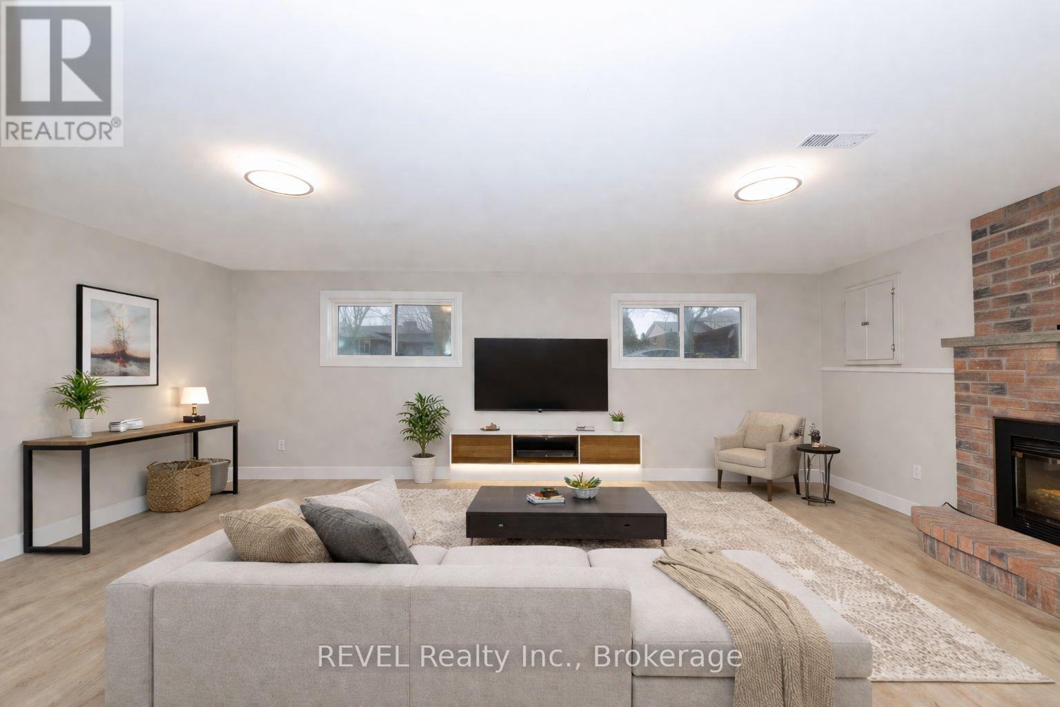 323 Barrick Road, Port Colborne, Ontario  L3K 4B6 - Photo 22 - X12942542