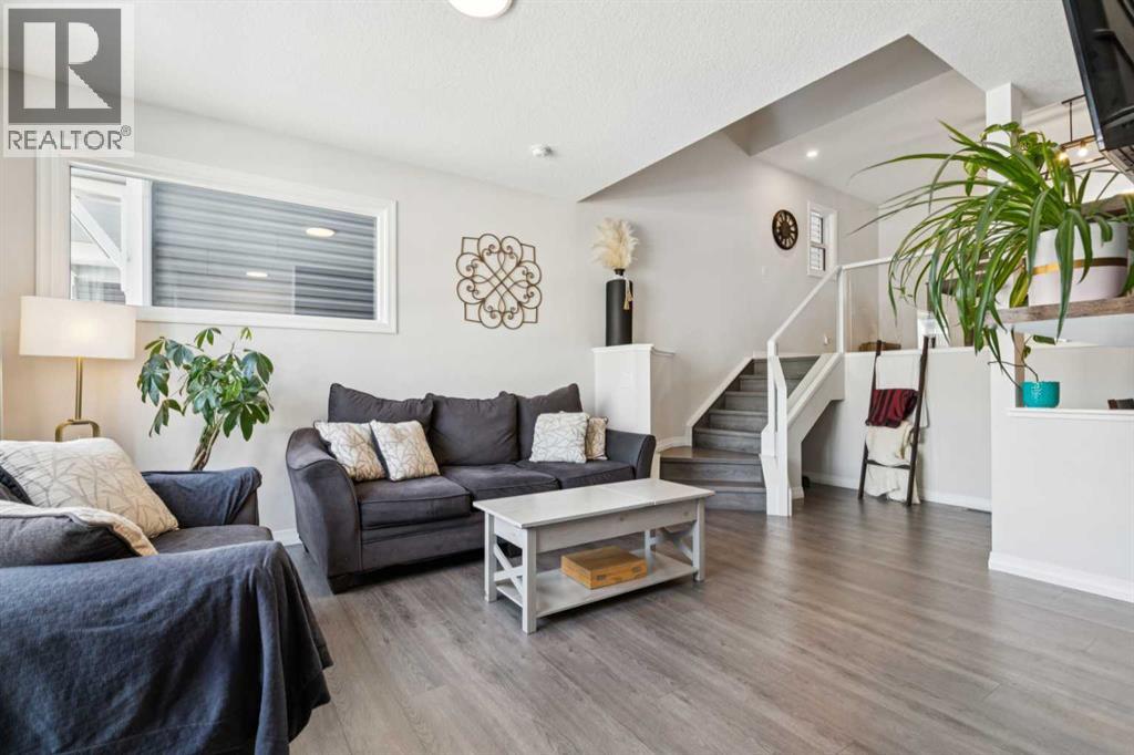 69 Lavender Road SE, Calgary, Alberta  T3S 0C5 - Photo 3 - A2297957