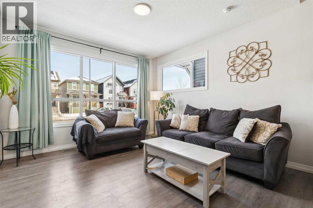 69 Lavender Road SE, Calgary, Alberta  T3S 0C5 - Photo 4 - A2297957