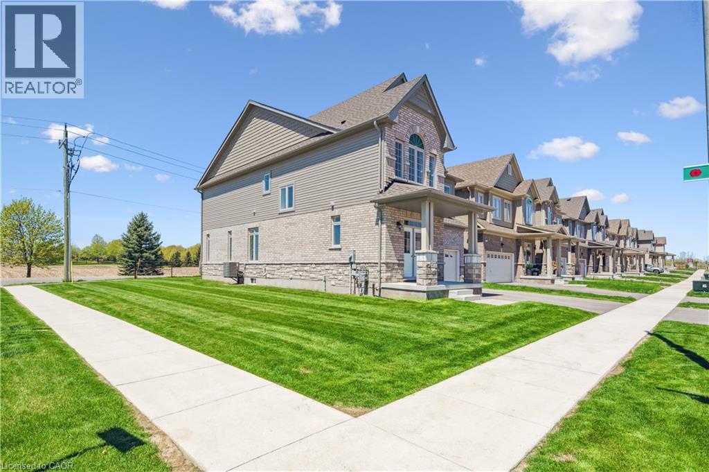 22 HENRY MARACLE Street, Ayr, Ontario