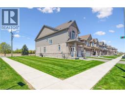 22 HENRY MARACLE Street, ayr, Ontario