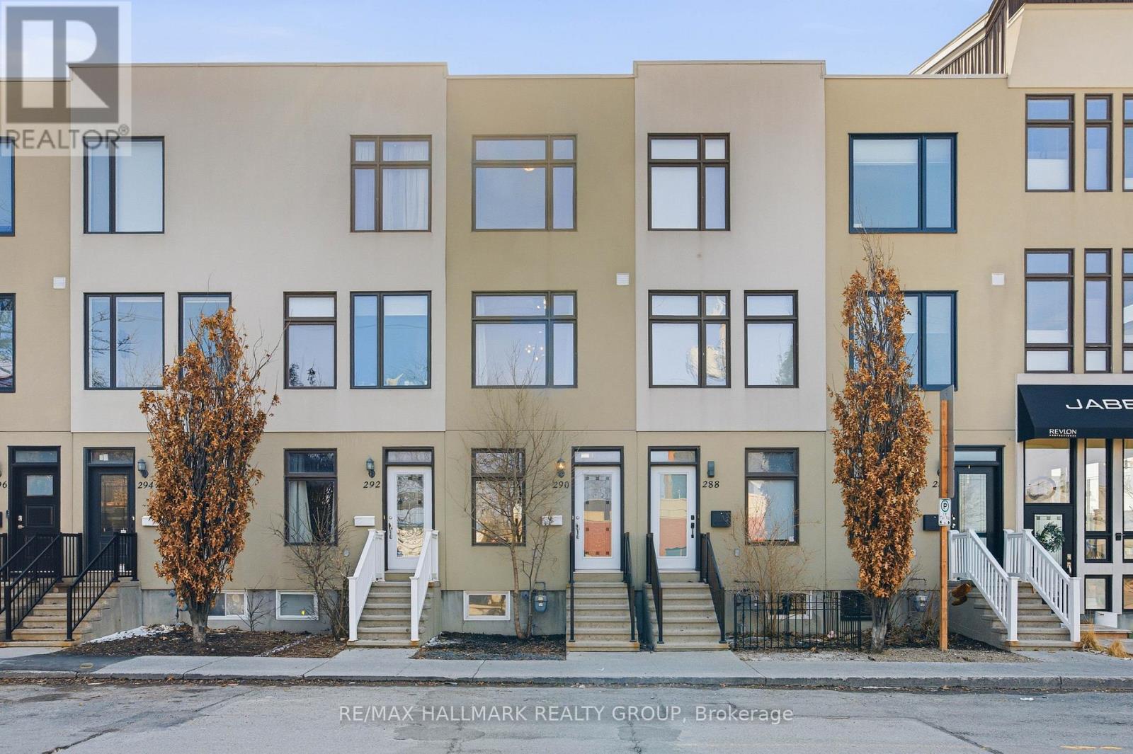 290 CAMBRIDGE STREET N, Ottawa, Ontario