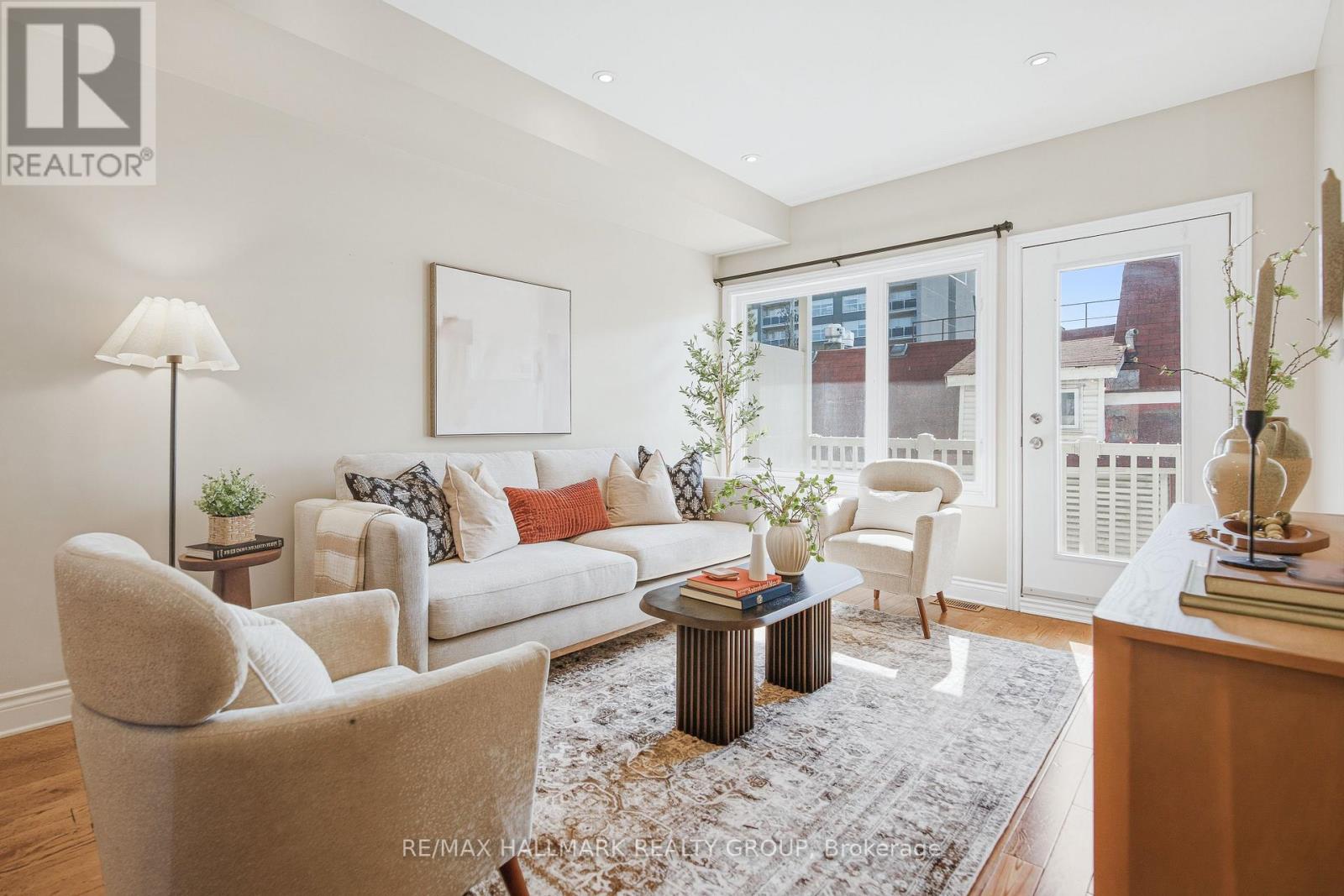 290 Cambridge Street N, Ottawa, Ontario  K1R 0B4 - Photo 12 - X12979266