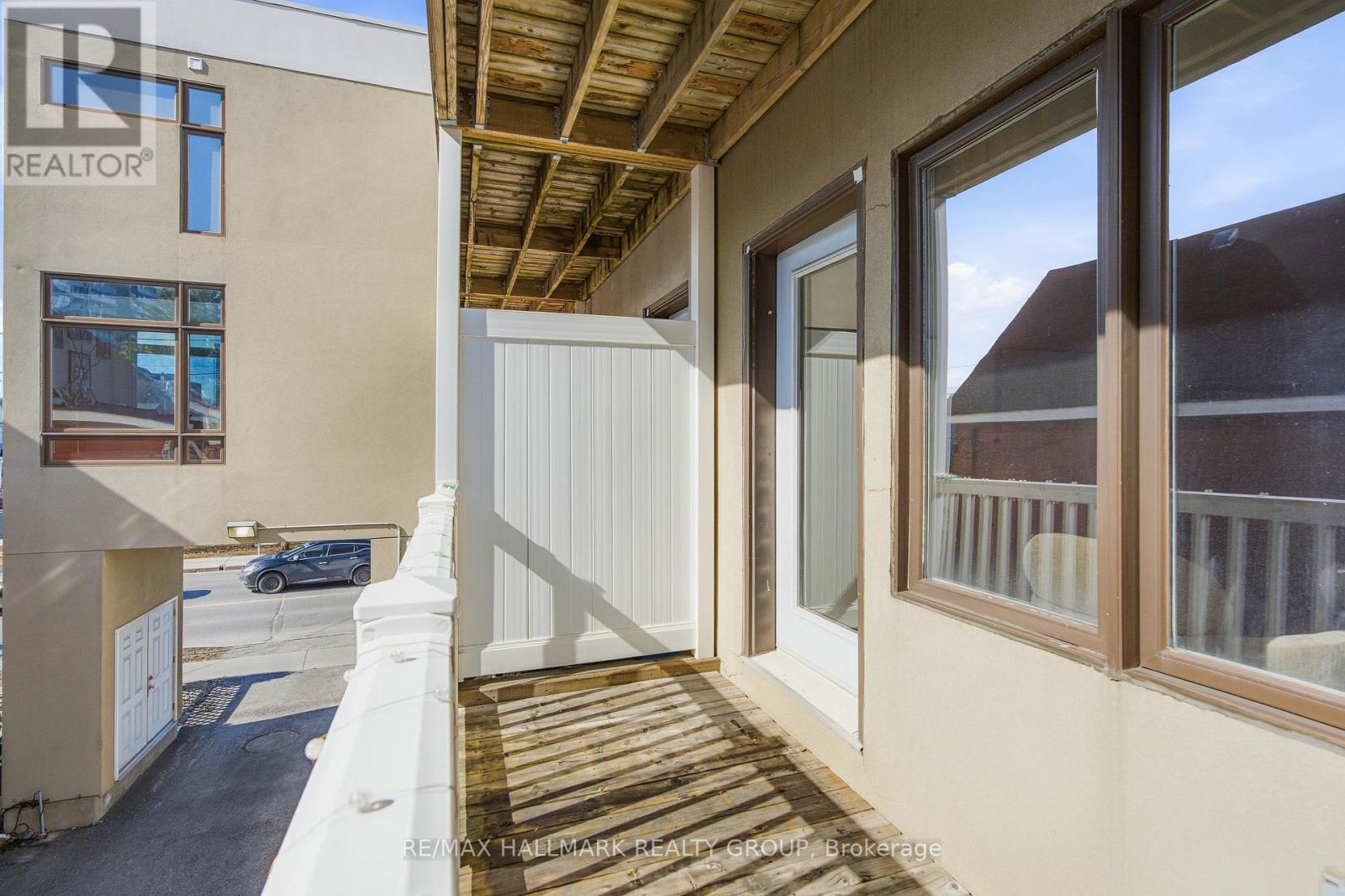 290 Cambridge Street N, Ottawa, Ontario  K1R 0B4 - Photo 13 - X12979266