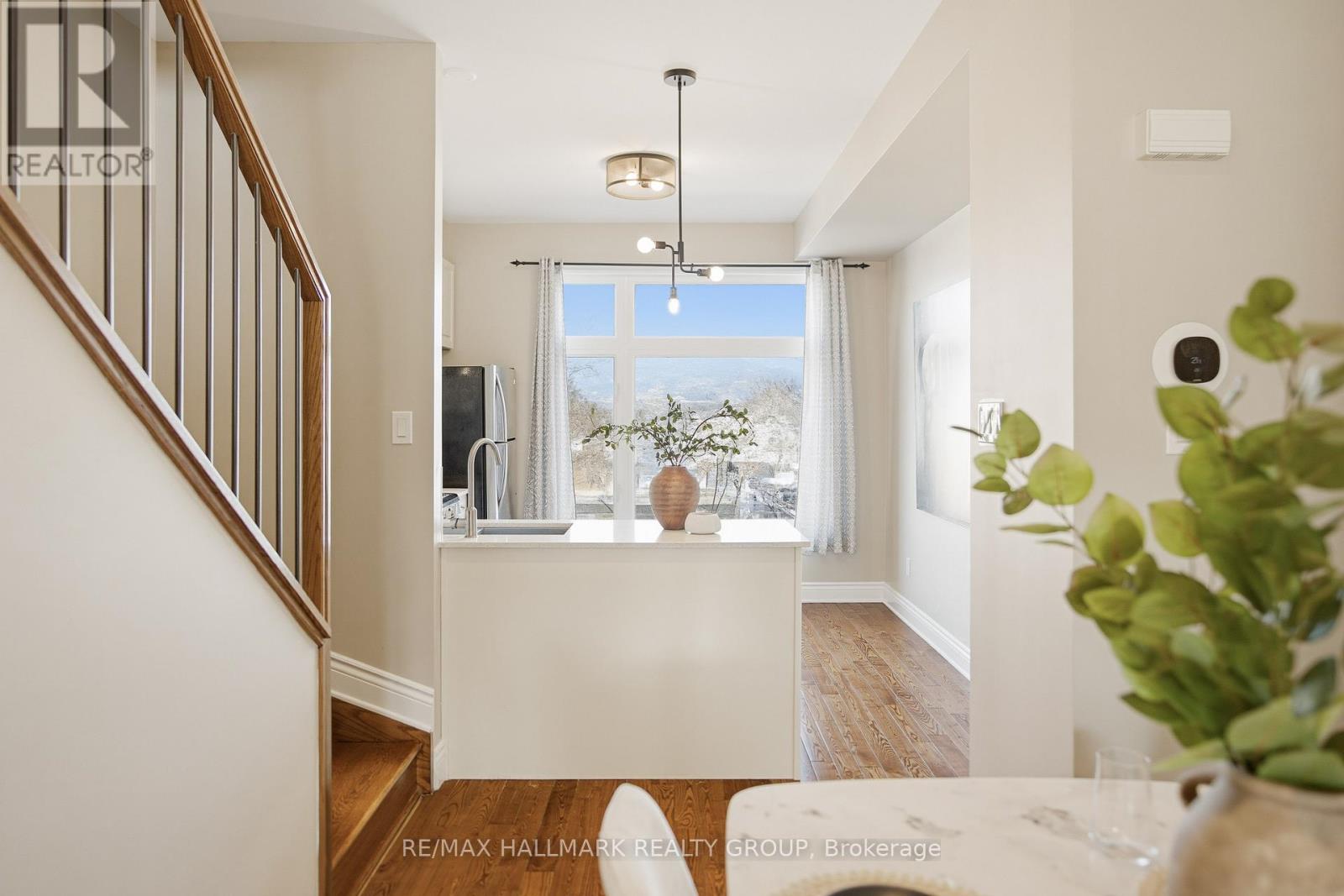 290 Cambridge Street N, Ottawa, Ontario  K1R 0B4 - Photo 18 - X12979266