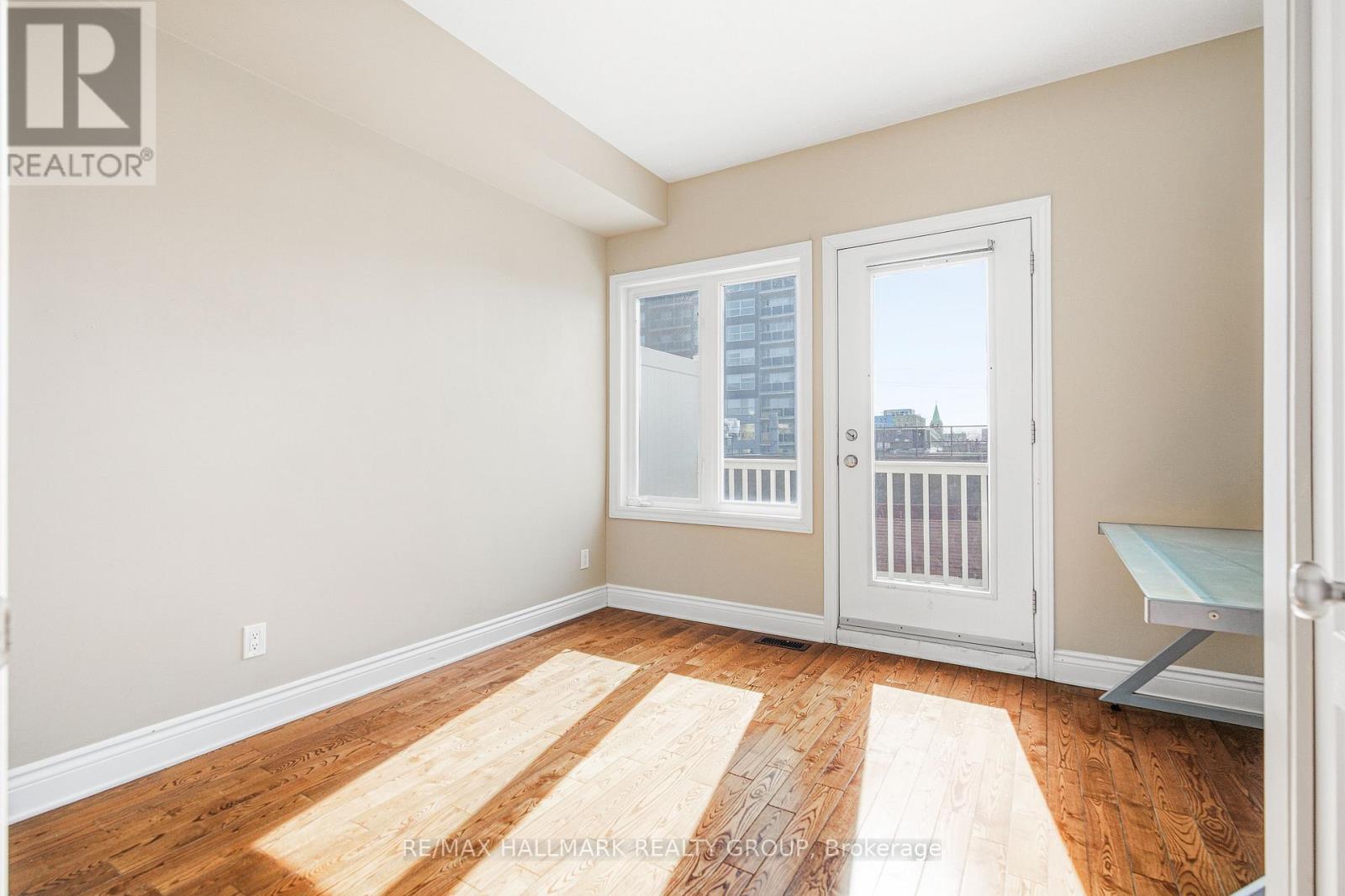 290 Cambridge Street N, Ottawa, Ontario  K1R 0B4 - Photo 27 - X12979266