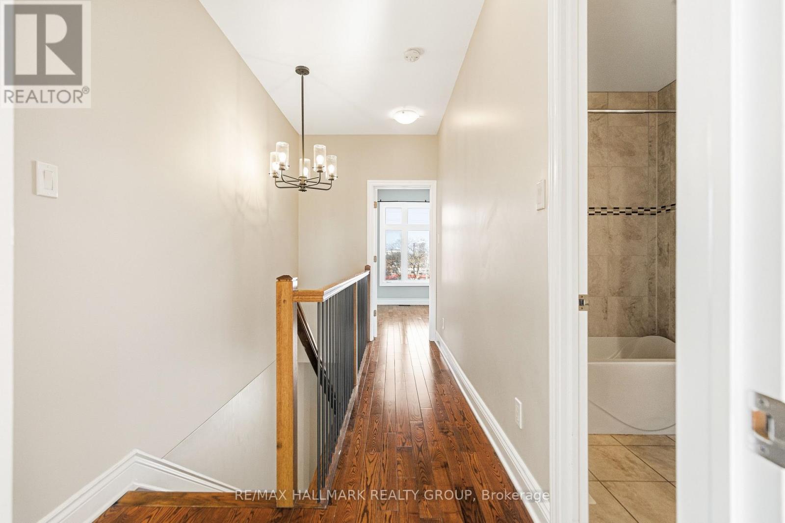 290 Cambridge Street N, Ottawa, Ontario  K1R 0B4 - Photo 30 - X12979266