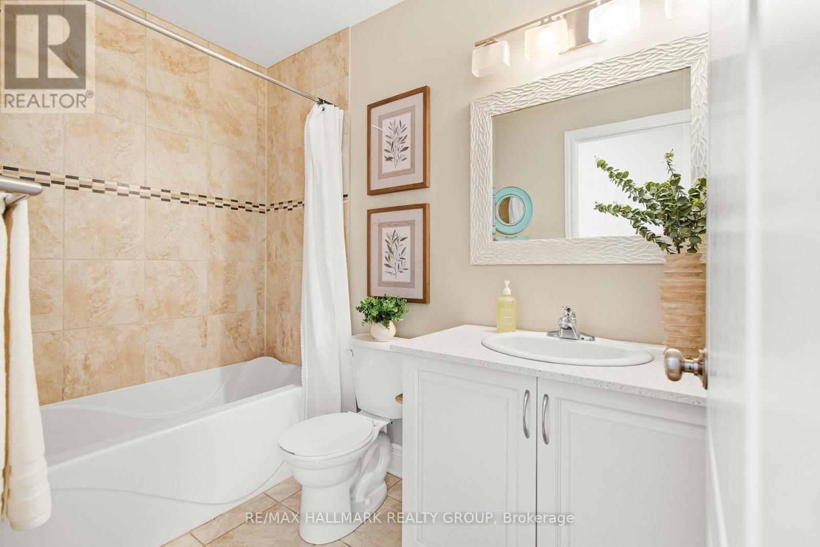 290 Cambridge Street N, Ottawa, Ontario  K1R 0B4 - Photo 31 - X12979266