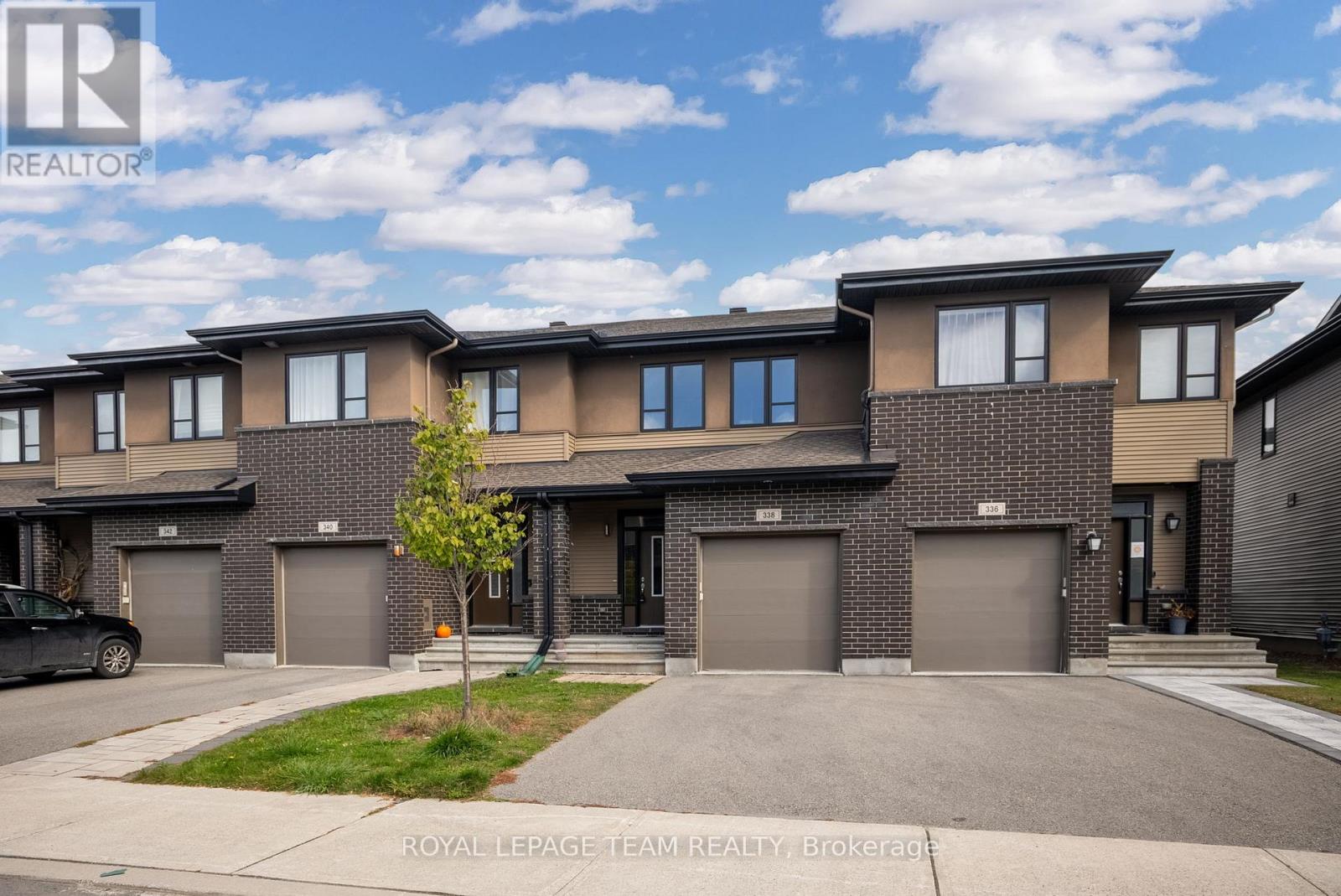 338 Nonius Street, Ottawa, Ontario  K2V 0E1 - Photo 2 - X12979296