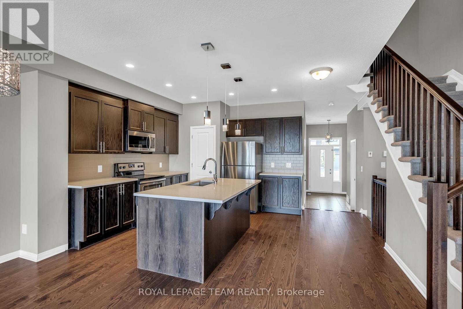 338 Nonius Street, Ottawa, Ontario  K2V 0E1 - Photo 8 - X12979296