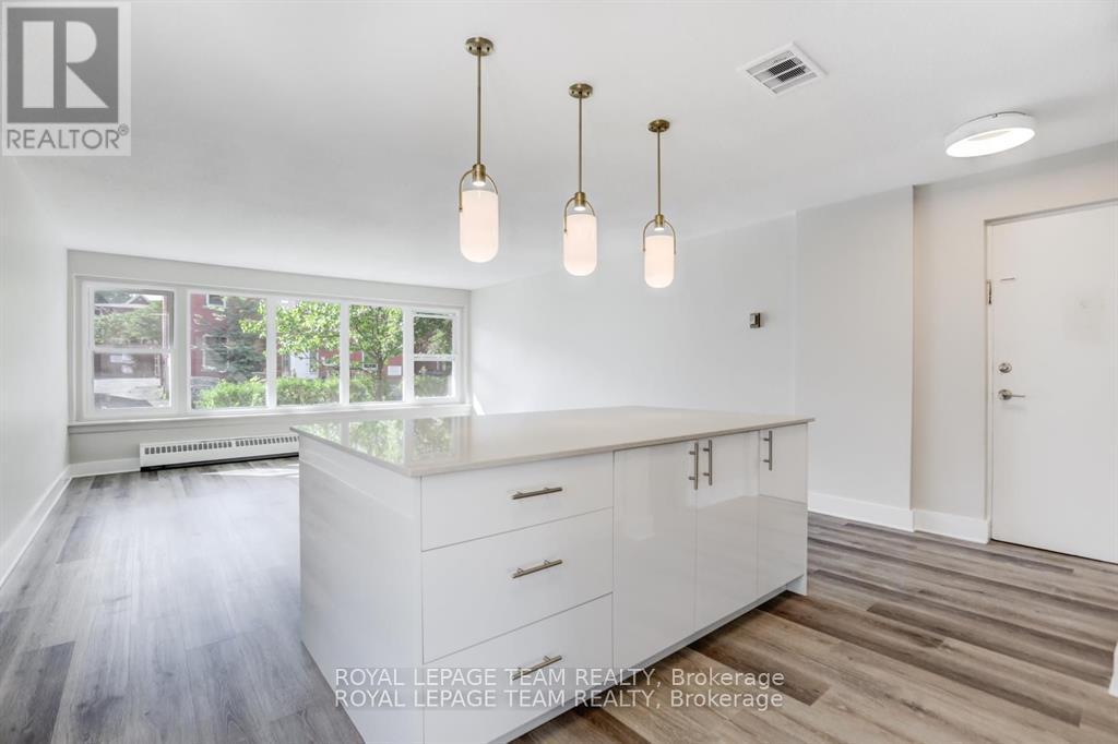 607 - 325 Besserer Street, Ottawa, Ontario  K1N 6B4 - Photo 10 - X12979306