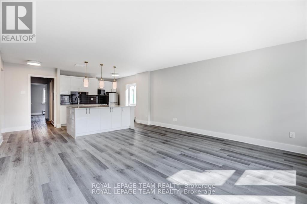 607 - 325 Besserer Street, Ottawa, Ontario  K1N 6B4 - Photo 3 - X12979306