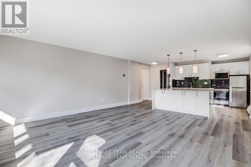 607 - 325 Besserer Street, Ottawa, Ontario  K1N 6B4 - Photo 8 - X12979306