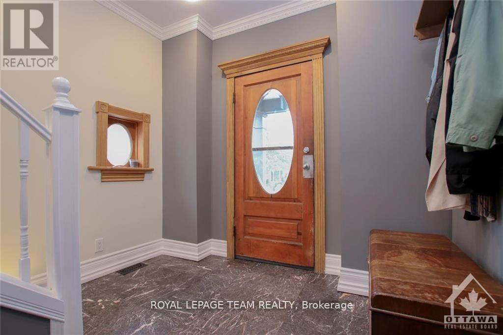 478 Hilson Avenue, Ottawa, Ontario  K1Z 6C5 - Photo 4 - X12979310