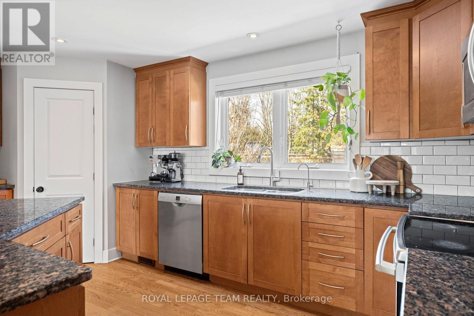 5492 West River Drive, Ottawa, Ontario  K4M 1G8 - Photo 17 - X12979340