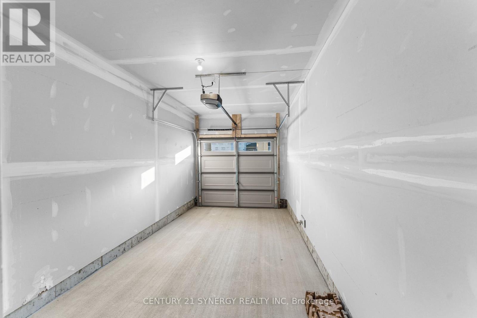 305 Cornflower Row, Ottawa, Ontario  K0A 2Z0 - Photo 25 - X12979362