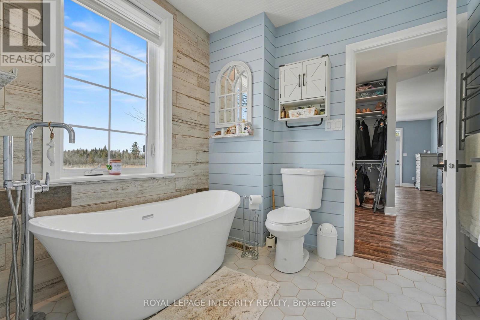 210 Wayside Drive, Drummond/north Elmsley, Ontario  K7H 3C8 - Photo 23 - X12979364