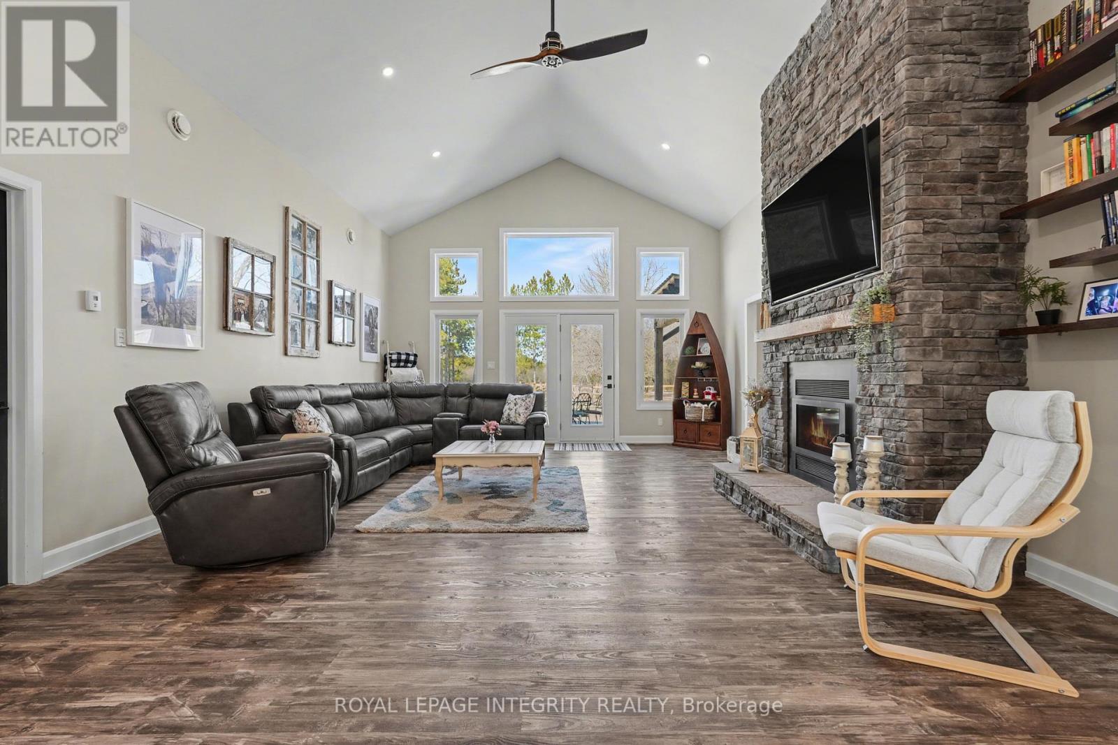 210 Wayside Drive, Drummond/north Elmsley, Ontario  K7H 3C8 - Photo 9 - X12979364