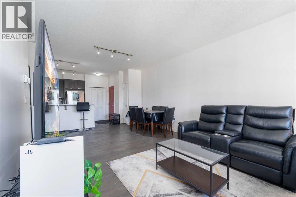 2205, 175 Silverado Boulevard Sw, Calgary, Alberta  T2X 0V5 - Photo 4 - A2276937