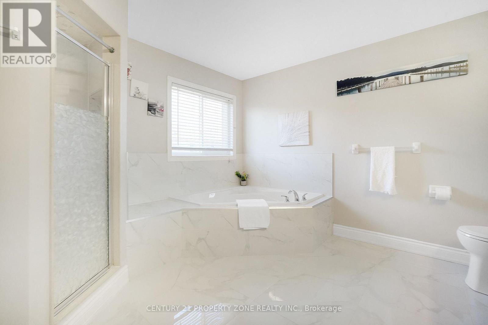 43 Alice Springs Crescent, Brampton, Ontario  L6X 0R7 - Photo 19 - W12942134