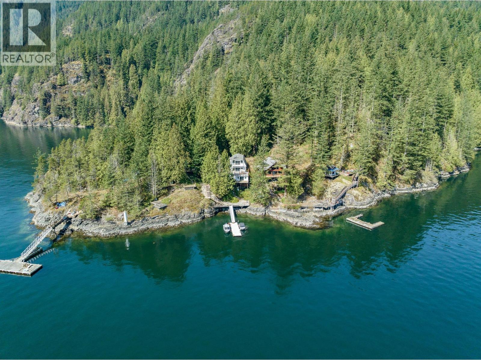 2937 Panorama Drive, North Vancouver, British Columbia  V7G 2A4 - Photo 20 - R3108653