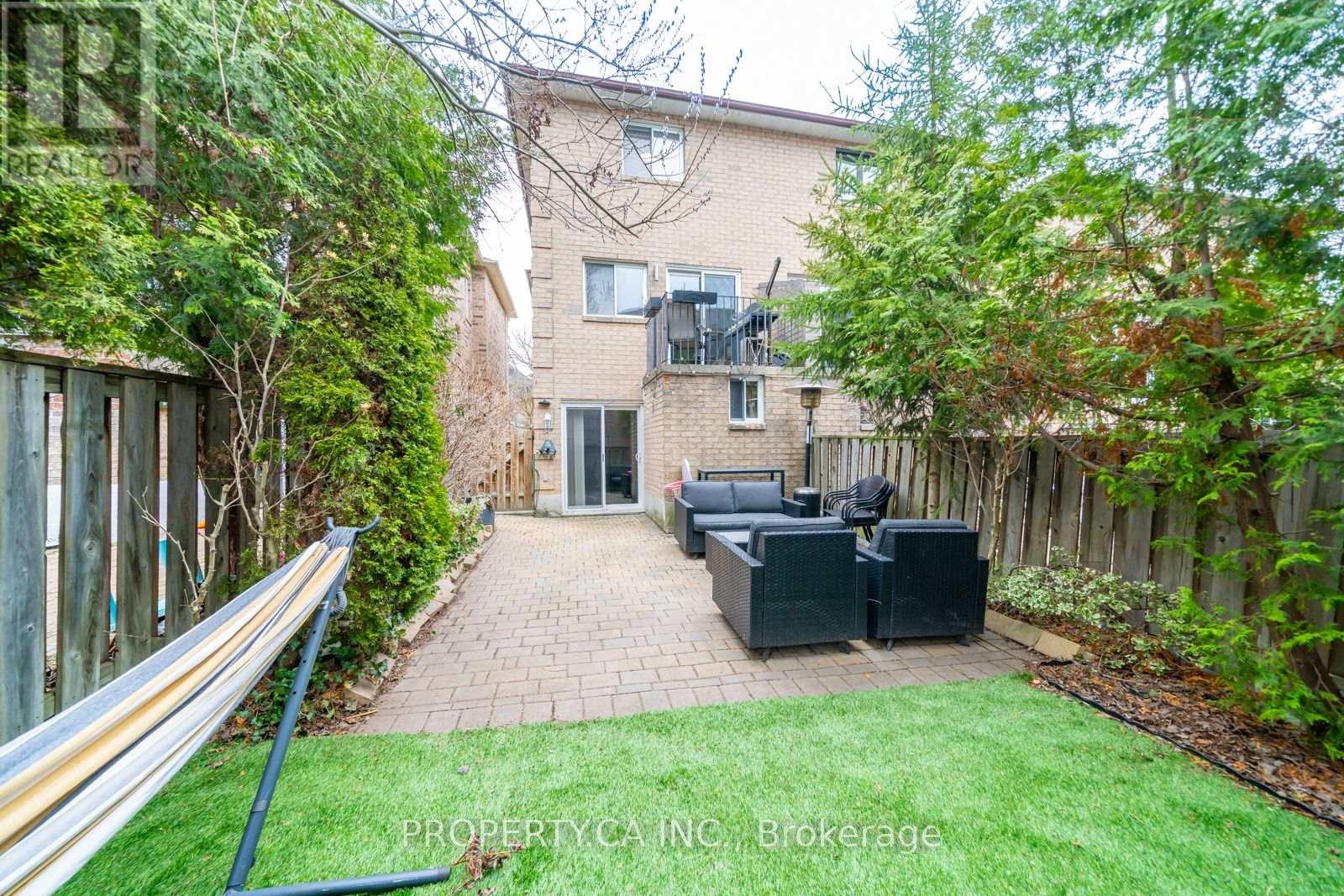 340 Lauder Avenue, Toronto, Ontario  M6E 3H8 - Photo 36 - C12979302