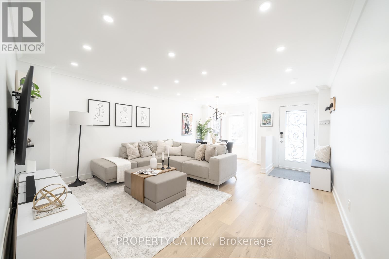 340 Lauder Avenue, Toronto, Ontario  M6E 3H8 - Photo 5 - C12979302