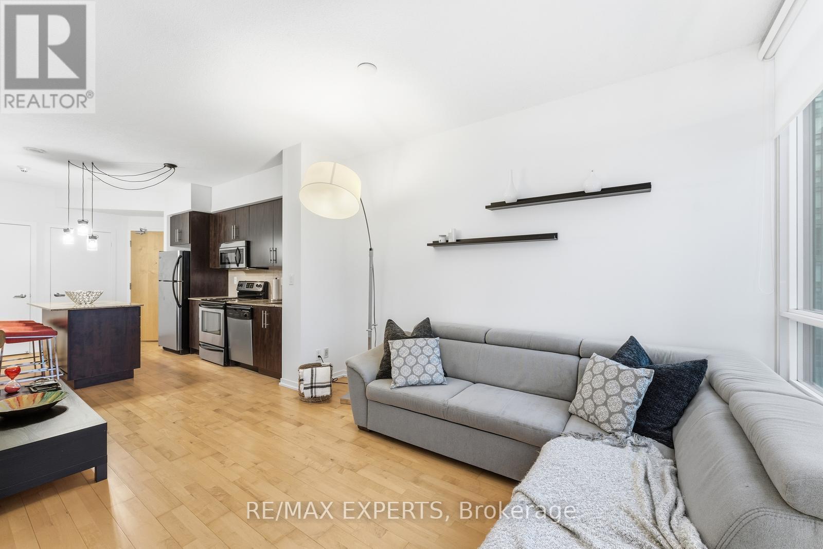 2405 - 55 Bremner Boulevard, Toronto, Ontario  M5J 0A6 - Photo 16 - C12979358