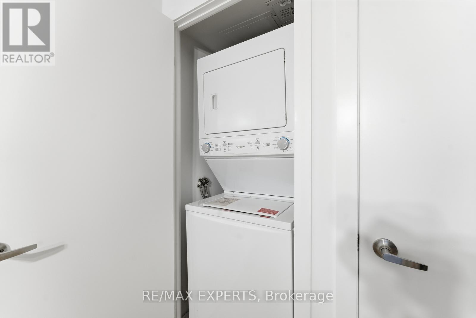 2405 - 55 Bremner Boulevard, Toronto, Ontario  M5J 0A6 - Photo 21 - C12979358