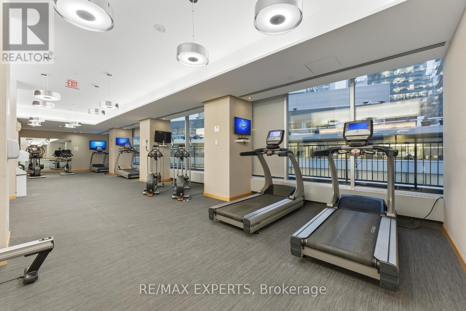 2405 - 55 Bremner Boulevard, Toronto, Ontario  M5J 0A6 - Photo 30 - C12979358