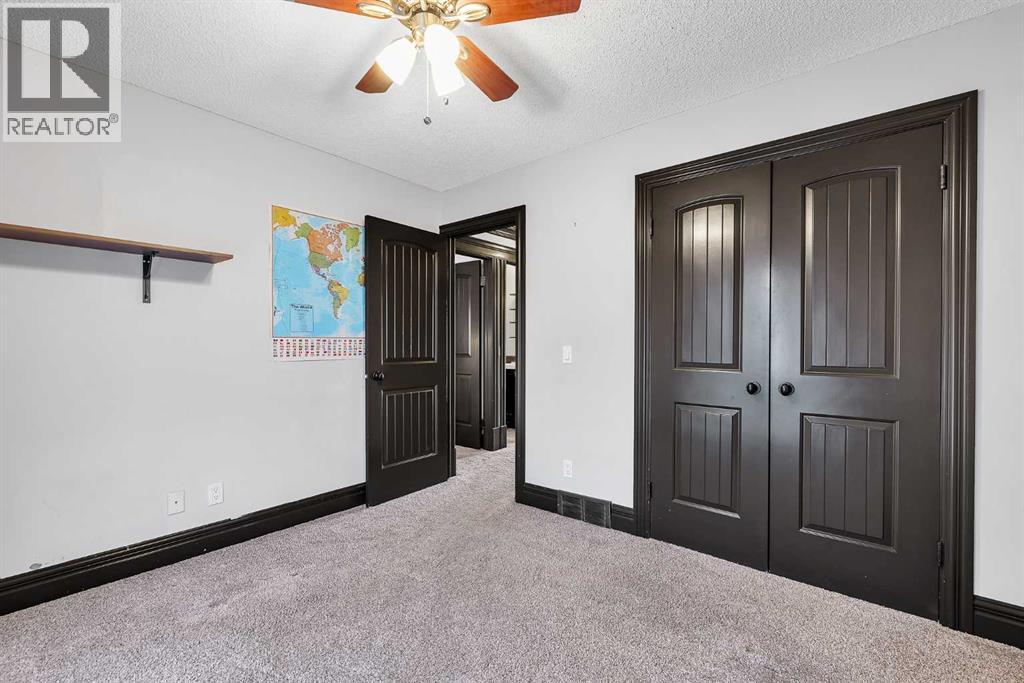 511 Woodpark Crescent SW, Calgary, Alberta  T2W 2S1 - Photo 31 - A2299796