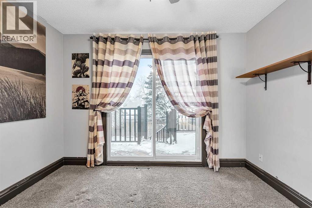 511 Woodpark Crescent SW, Calgary, Alberta  T2W 2S1 - Photo 30 - A2299796