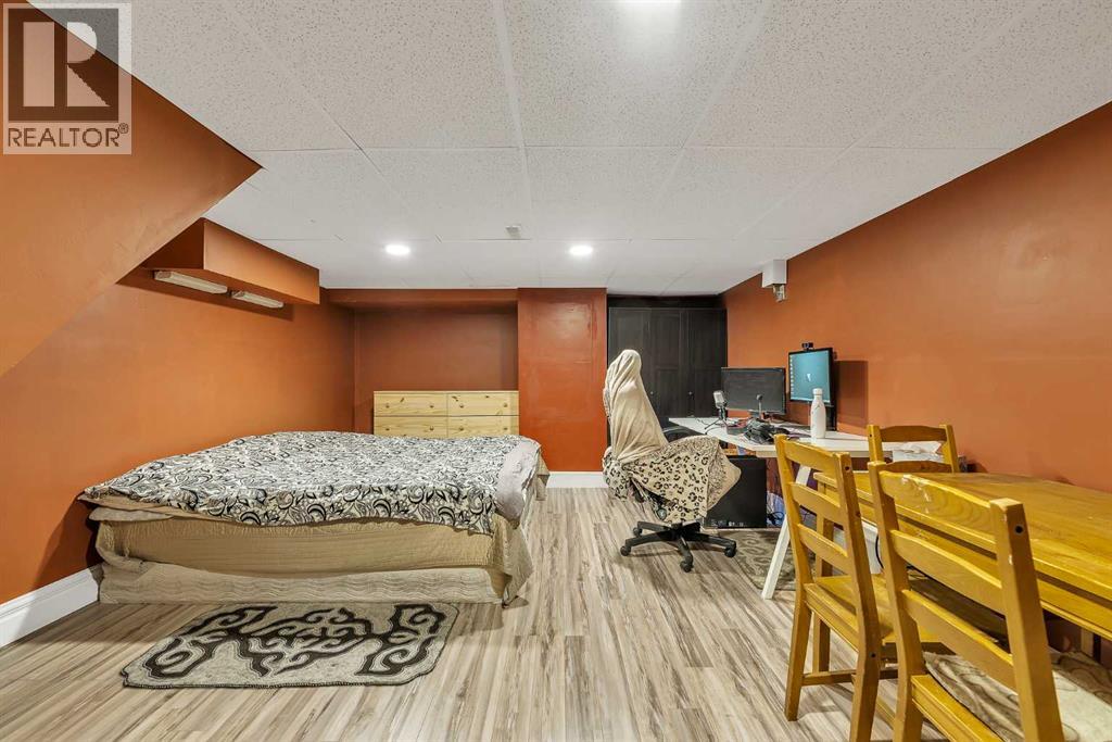 511 Woodpark Crescent SW, Calgary, Alberta  T2W 2S1 - Photo 36 - A2299796