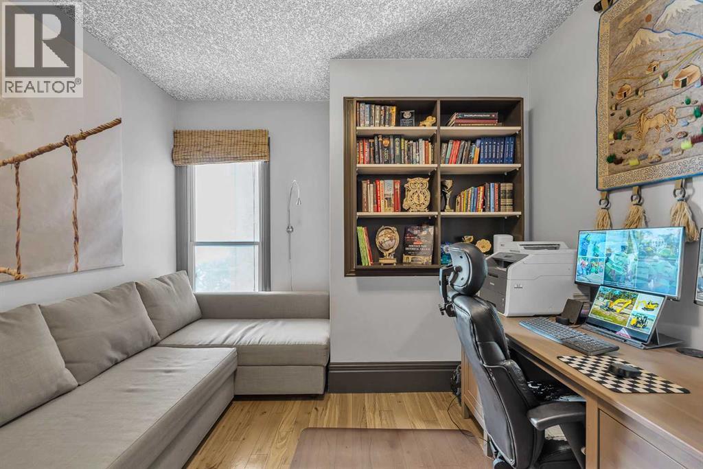 511 Woodpark Crescent SW, Calgary, Alberta  T2W 2S1 - Photo 17 - A2299796