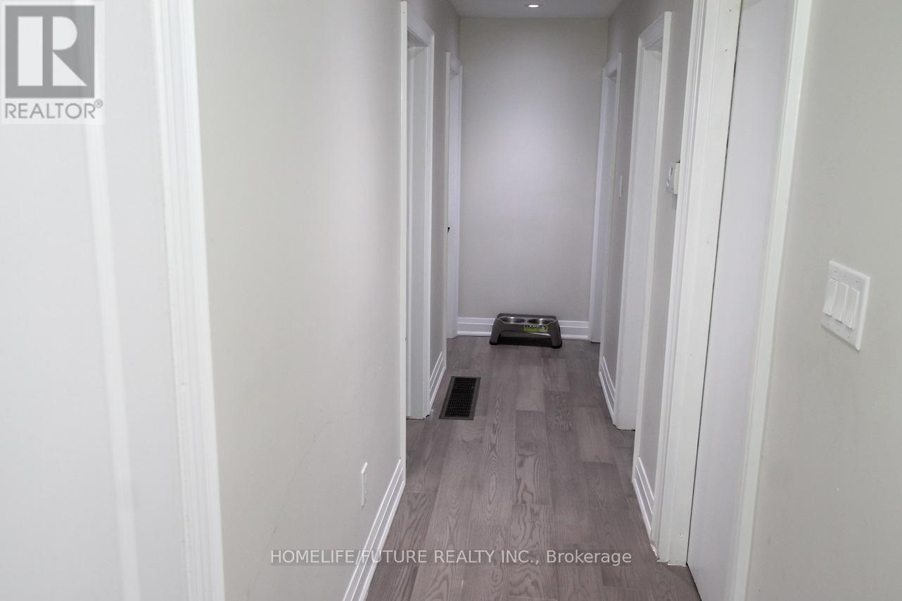 Main - 36 Baybrook Crescent, Toronto, Ontario  M1H 2R6 - Photo 10 - E12979290