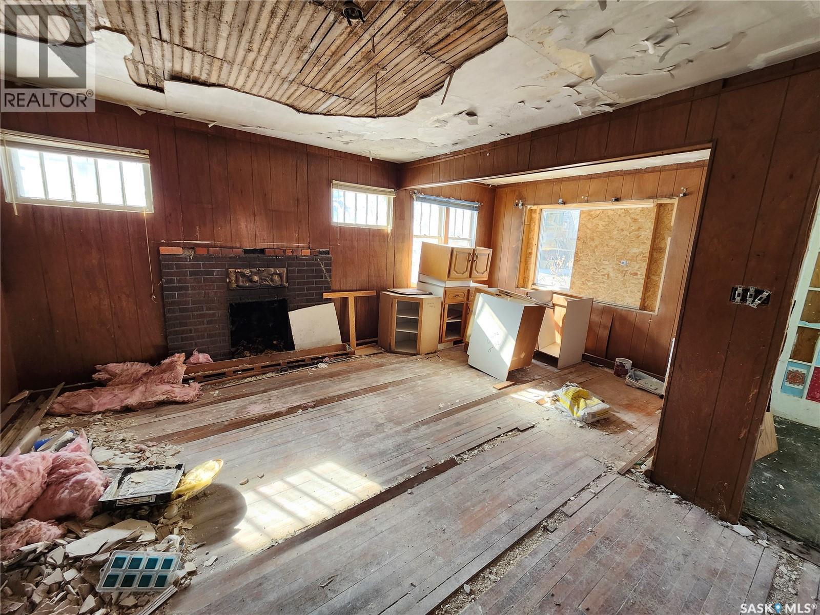 1455 Elphinstone Street, Regina, Saskatchewan  S4T 3M7 - Photo 5 - SK032509