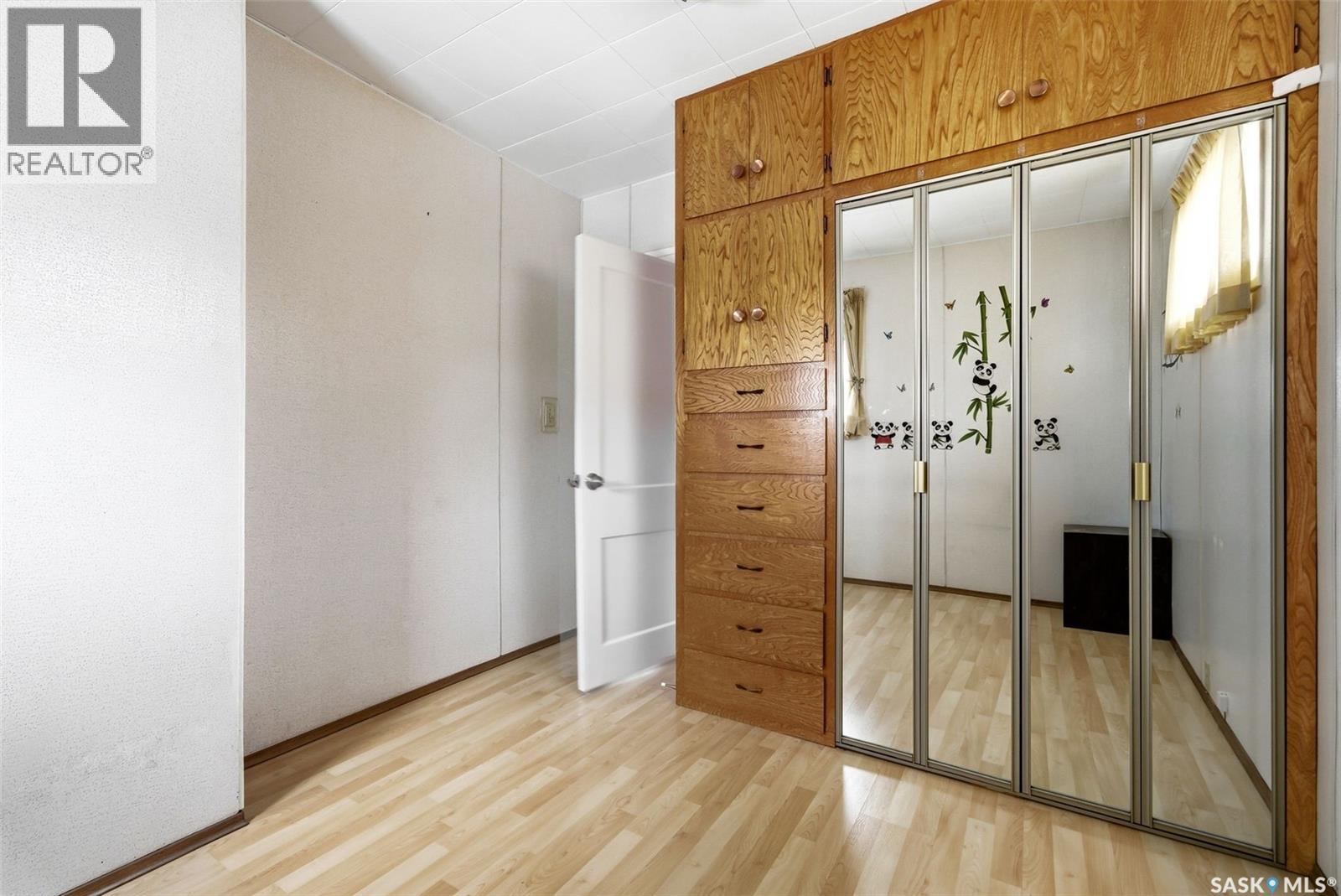 1921 Atkinson Street, Regina, Saskatchewan  S4N 3W6 - Photo 11 - SK032508