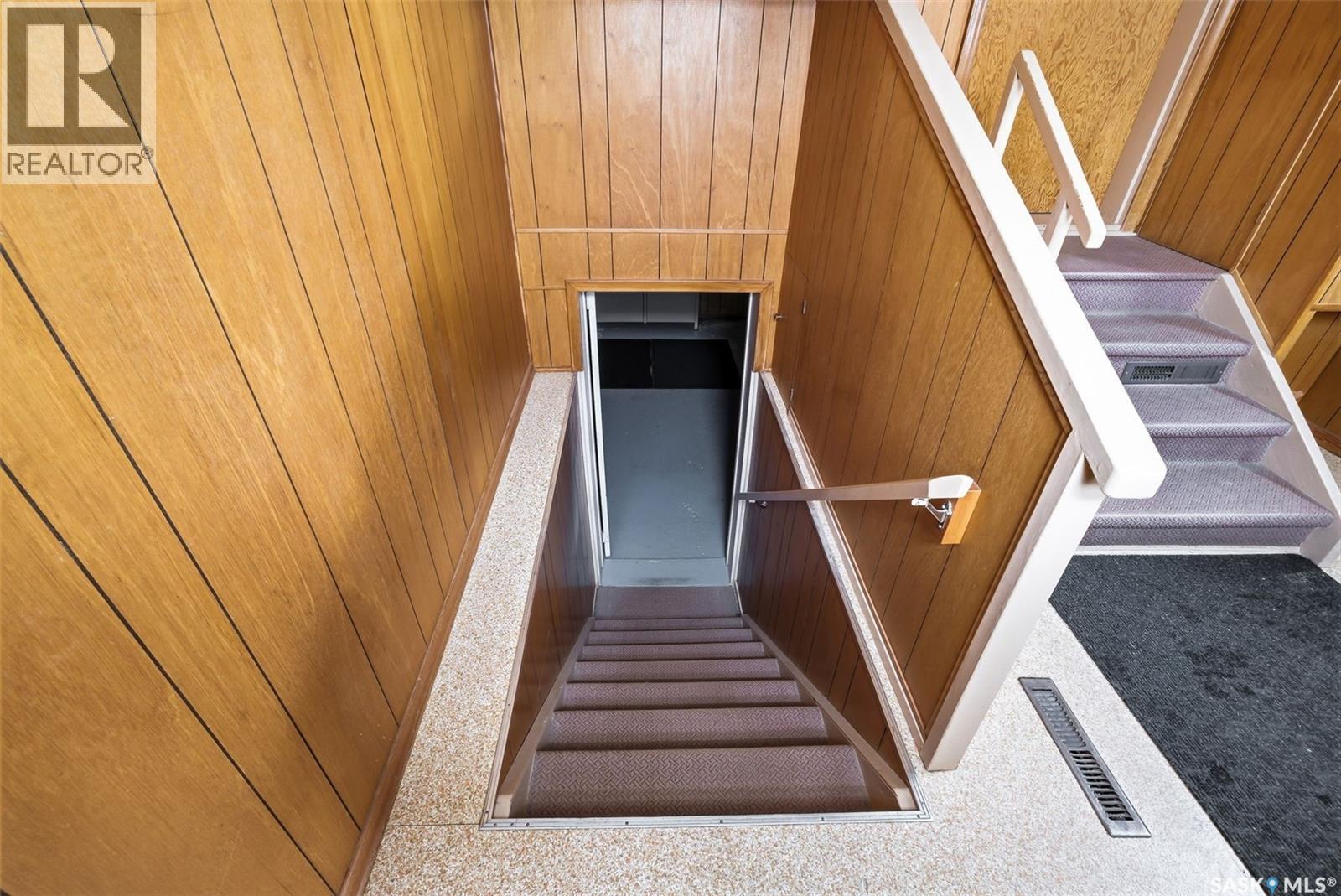 1921 Atkinson Street, Regina, Saskatchewan  S4N 3W6 - Photo 17 - SK032508