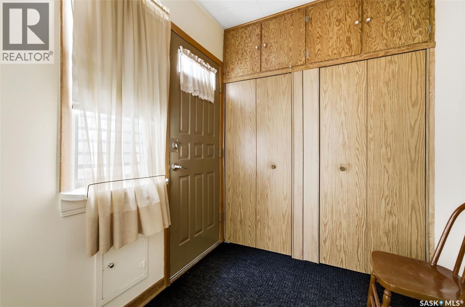 1921 Atkinson Street, Regina, Saskatchewan  S4N 3W6 - Photo 3 - SK032508