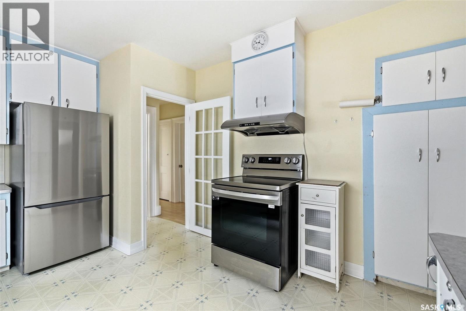 1921 Atkinson Street, Regina, Saskatchewan  S4N 3W6 - Photo 8 - SK032508