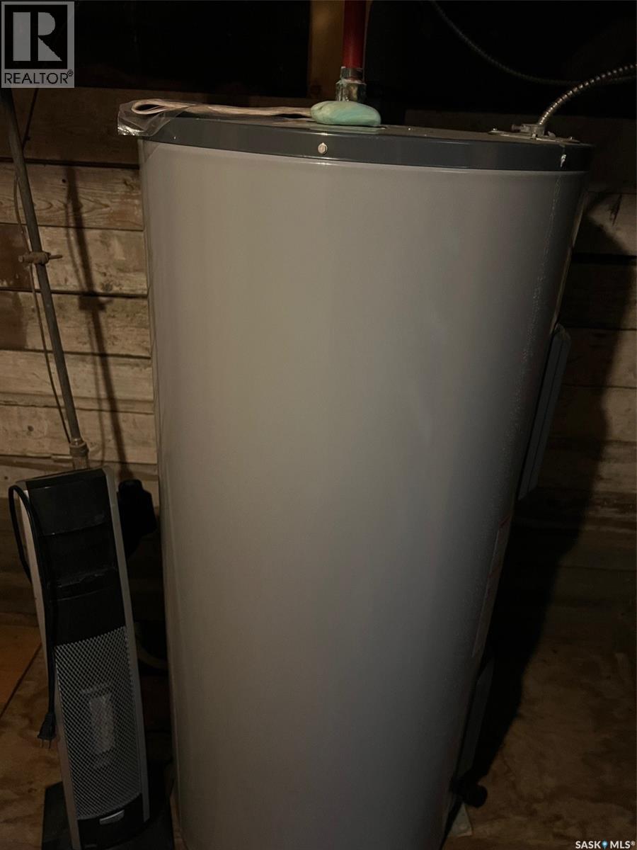 311 1st Street W, Wilkie, Saskatchewan  S0K 4W0 - Photo 20 - SK032506