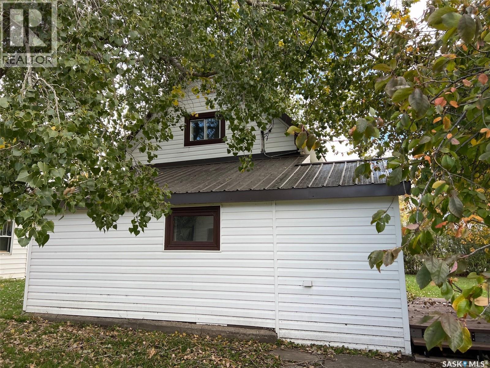 311 1st Street W, Wilkie, Saskatchewan  S0K 4W0 - Photo 28 - SK032506