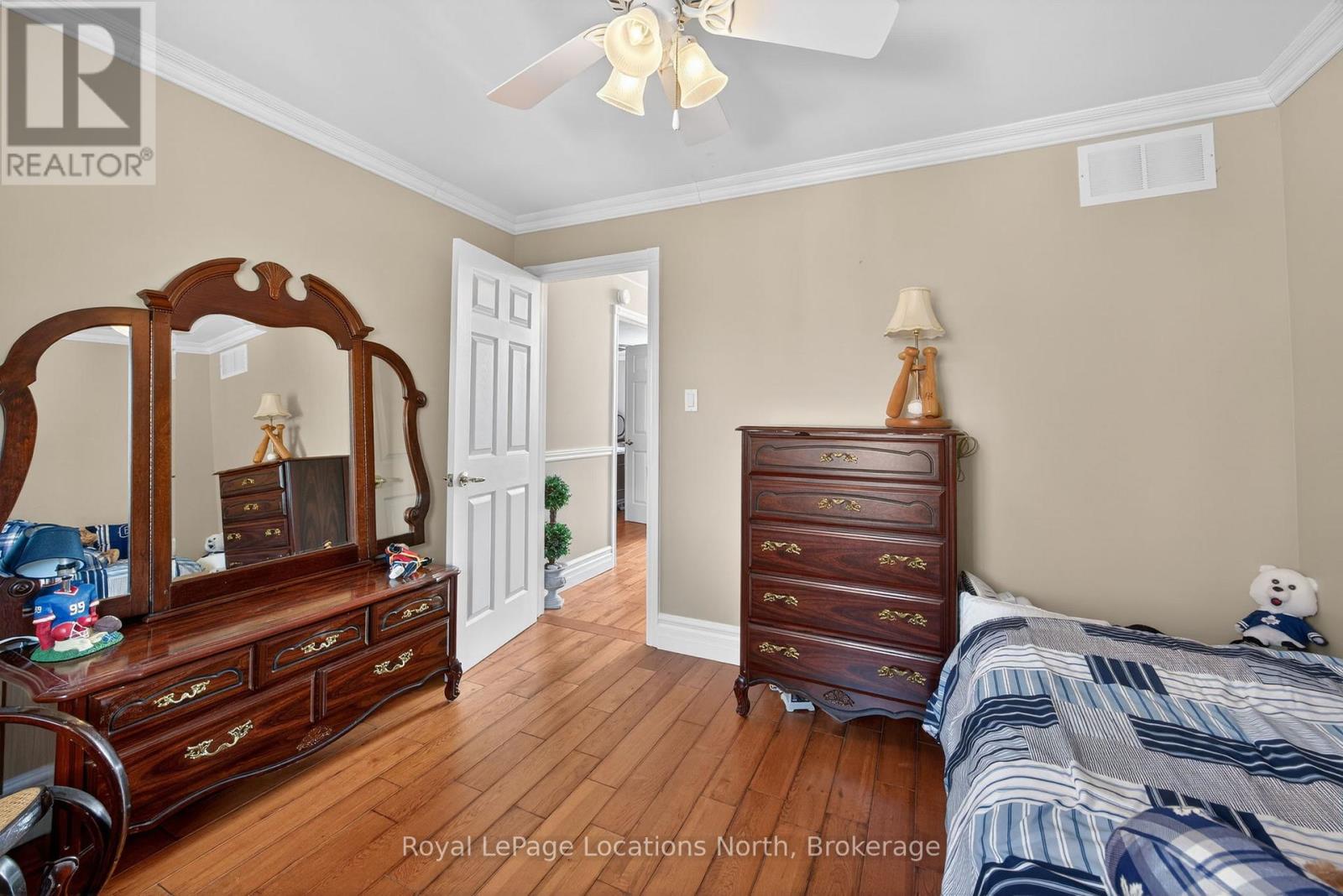 20 Green Mountain Court, Oro-Medonte, Ontario  L0L 2L0 - Photo 35 - S12800414