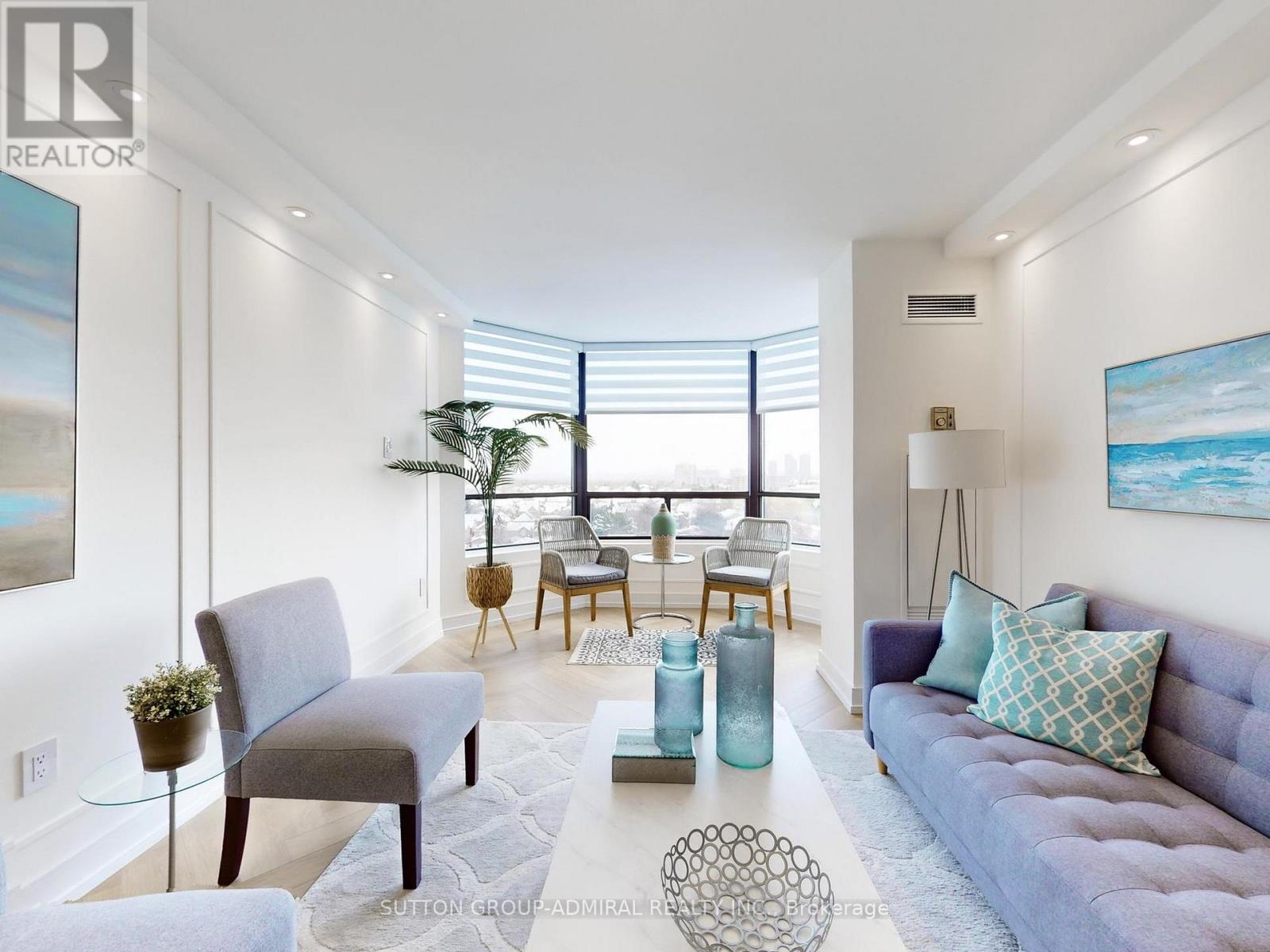 1009 - 7440 Bathurst Street, Vaughan, Ontario  L4J 7K8 - Photo 3 - N12979250